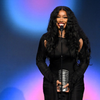 “I’m tired of not being a bug” – American singer, SZA