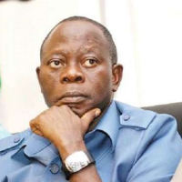 Oshiomhole shares why he knelt down before the Oba of Benin