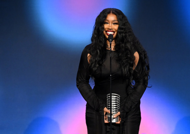 “I’m tired of not being a bug” – American singer, SZA