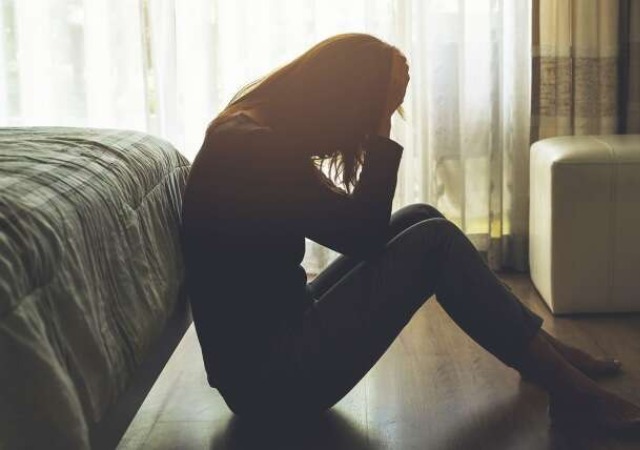 “It’s giving me sleepless nights” – Side chick demands guidance on how to win back her married lover