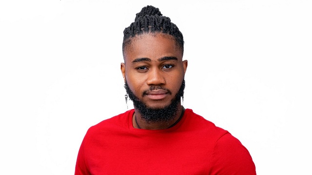 “Palmpay at work” – Netizens react to video of BBNaija’s Praise running from fans